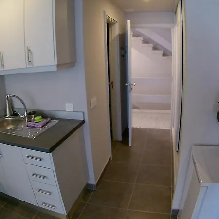 Apartment Iriarte 52-4 *